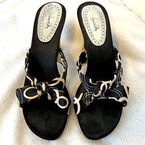 Sam & Libby Black and White Scarf Knot Heels